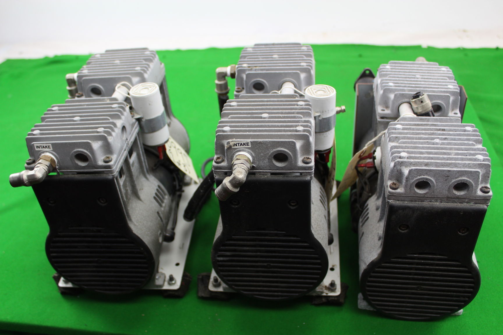 Thomas Compressor 2750TGHI52/48 Air Vacuum Pump Scientific Laboratory