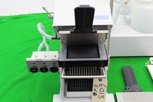 Thumbnail image of Perkin Elmer FilterMate Harvester Model C961960 + Manual Lab Biology Equipment