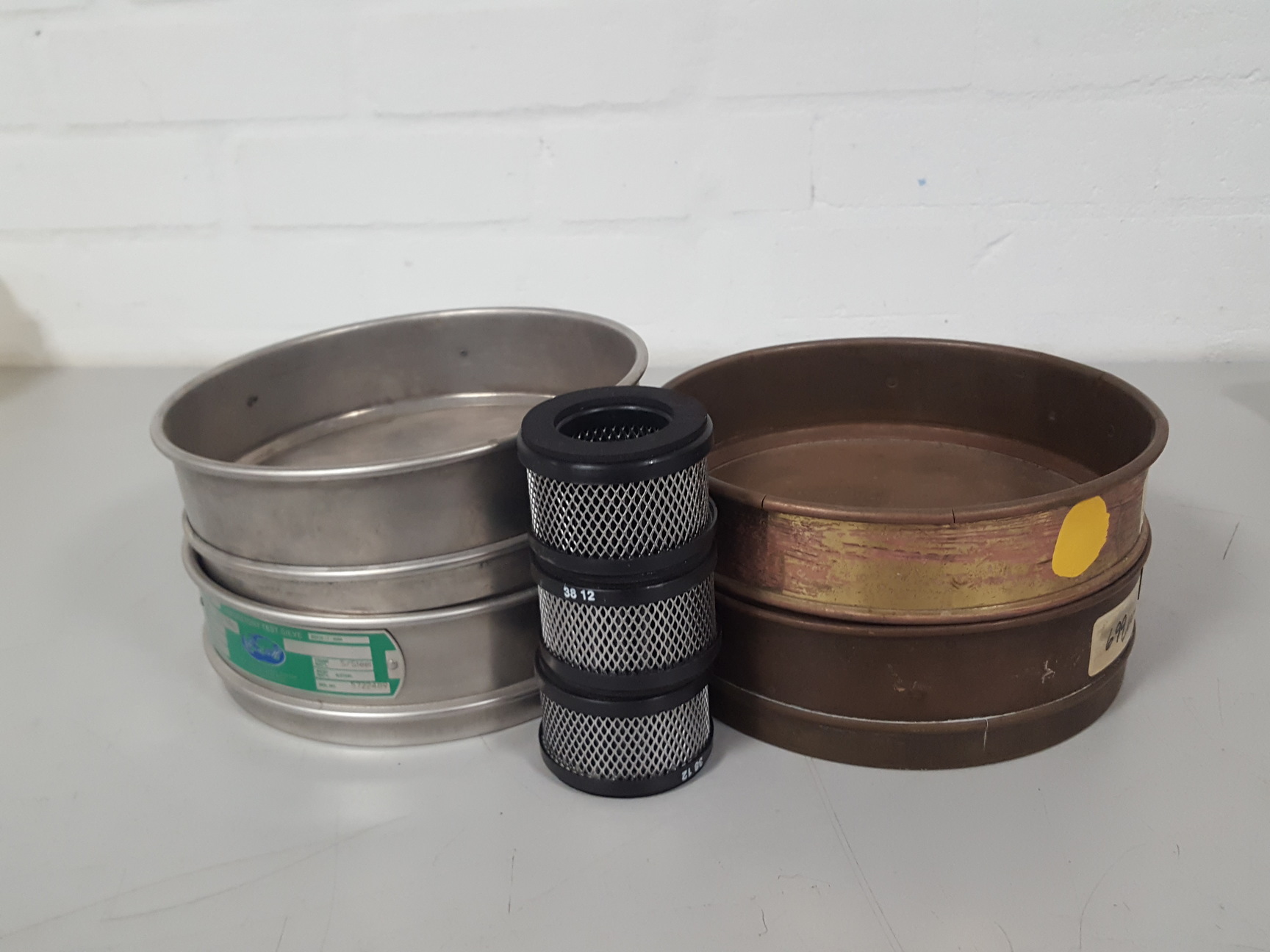 Image of 4x Endecotts Laboratory Test Sieves 2x Brass 2x Stainless Steel 125 699 63 212