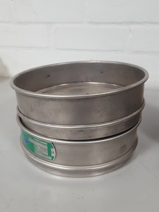 Thumbnail image of 4x Endecotts Laboratory Test Sieves 2x Brass 2x Stainless Steel 125 699 63 212