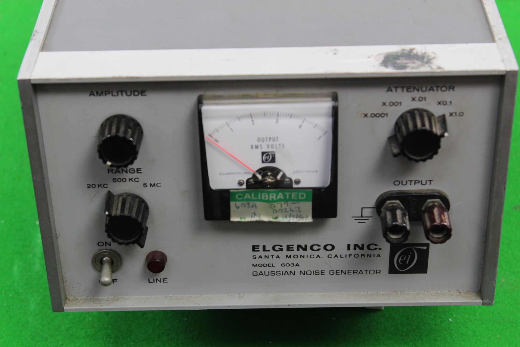 Image of Elgenco Inc Gaussian Noise Generator Model 603A