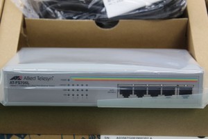 Thumbnail image of Pair of Allied Telesyn ATFS705L10 5 Port 10Base-T Fast Ethernet Network Switch