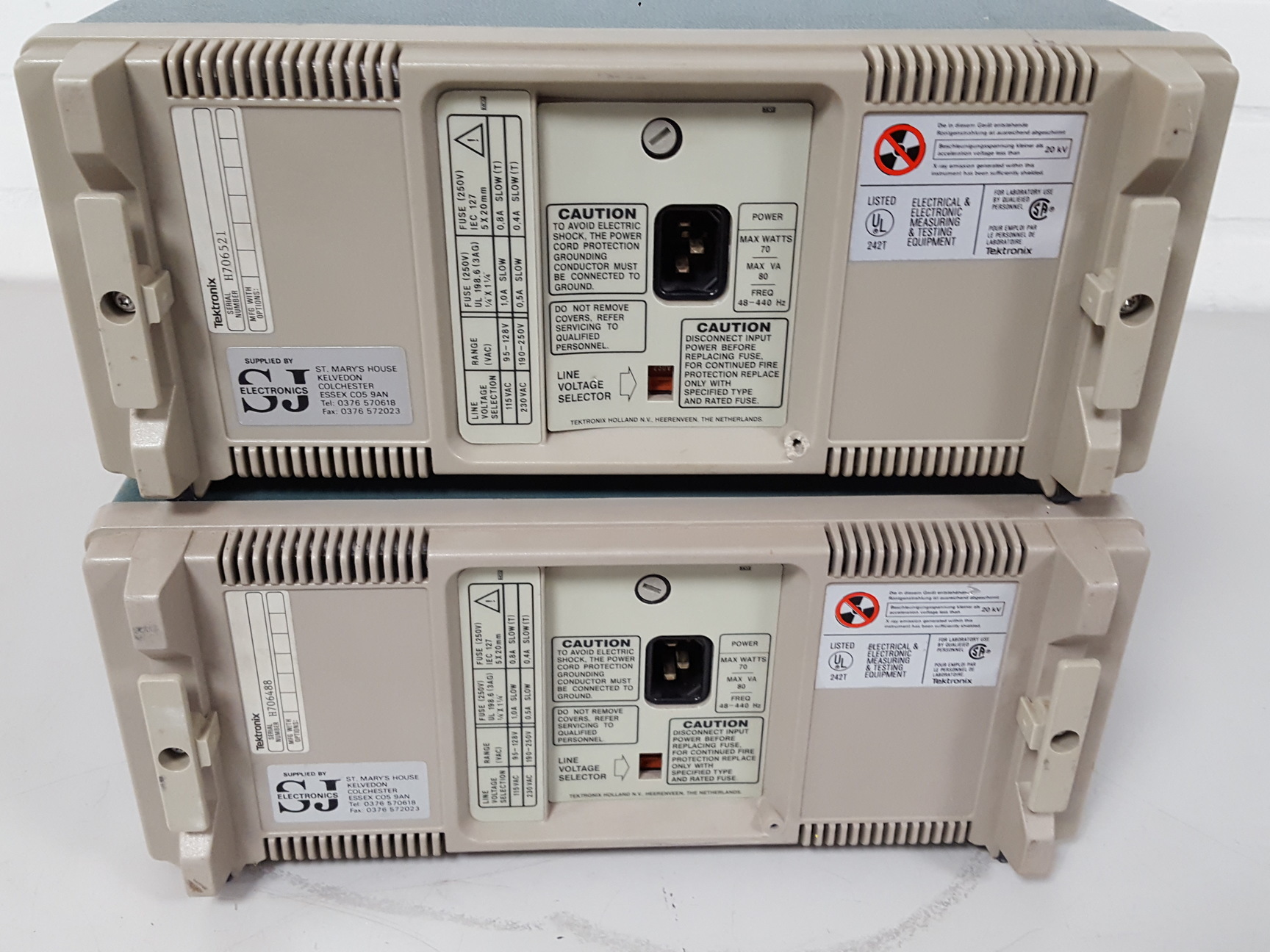 Image of 2 x Faulty Tektronix 225 50MHz Oscilloscopes Spares Repairs