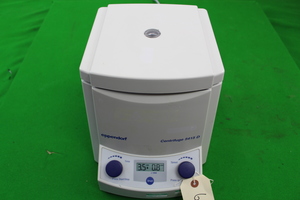 Thumbnail image of Eppendorf 5415D Benchtop Centrifuge w/24 Place Rotor Working Lab Equipment