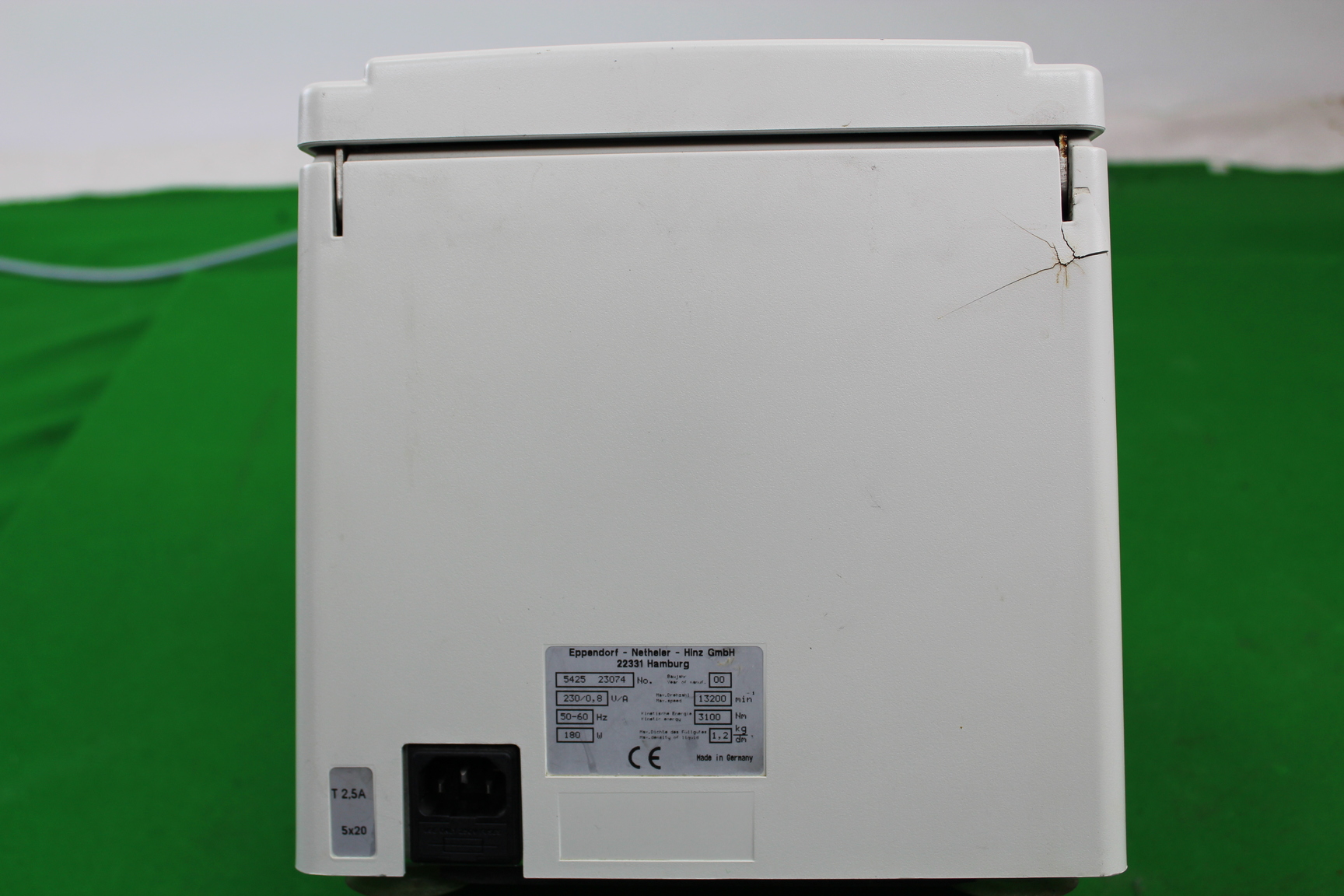 Image of Eppendorf 5415D Benchtop Centrifuge w/24 Place Rotor Working Lab Equipment