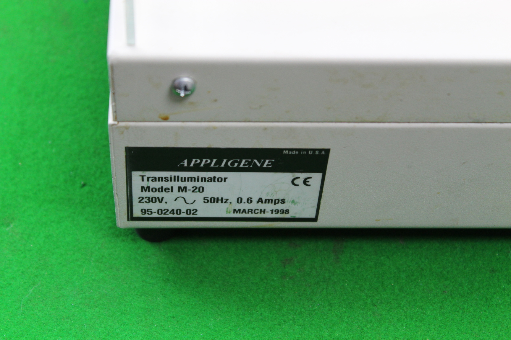 Image of Appligene Oncor Benchtop M-20 UV Transilluminator Lab DNA Analytical Lighting