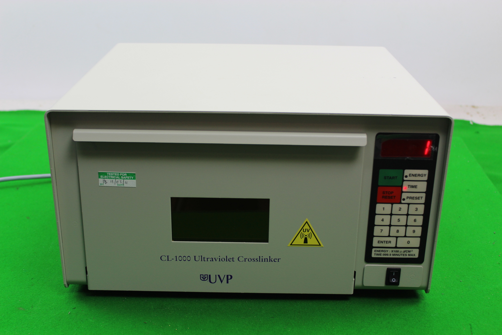 UVP CL1000 Ultraviolet Crosslinker UV Lab Laboratory Equipment