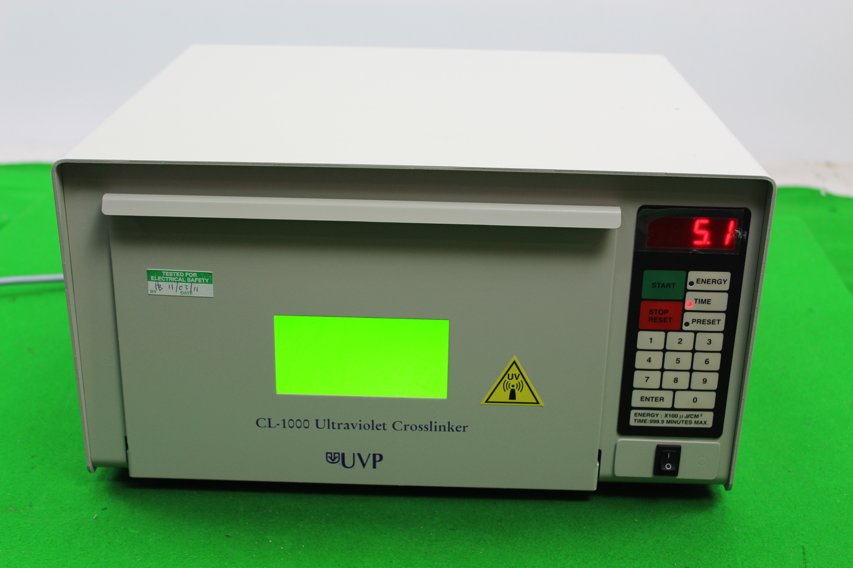 Image of UVP CL-1000 Ultraviolet Crosslinker UV Lab Laboratory Equipment