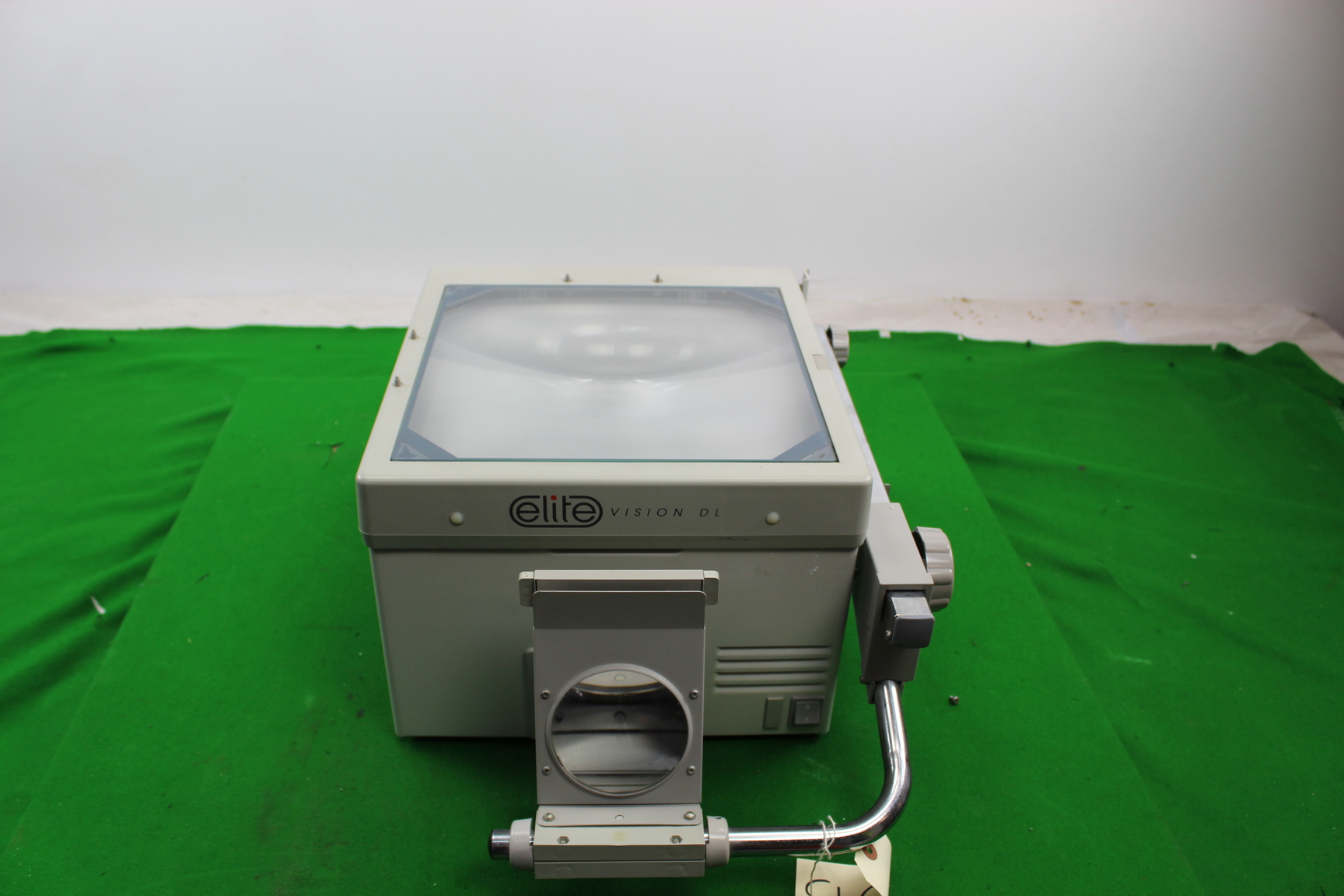 Image of Elite Vision DL Overhead Projector Model 912