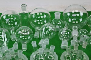 Thumbnail image of Job Lot of Laboratory Glassware
