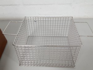 Thumbnail image of Decon FS200 Ultrasonic Bath Frequency Sweep Lab - Spares Repairs