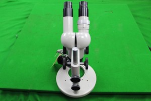Thumbnail image of PZO Warszawa Vintage Stereo Microscope 6x Objectives Lab Medical Biology