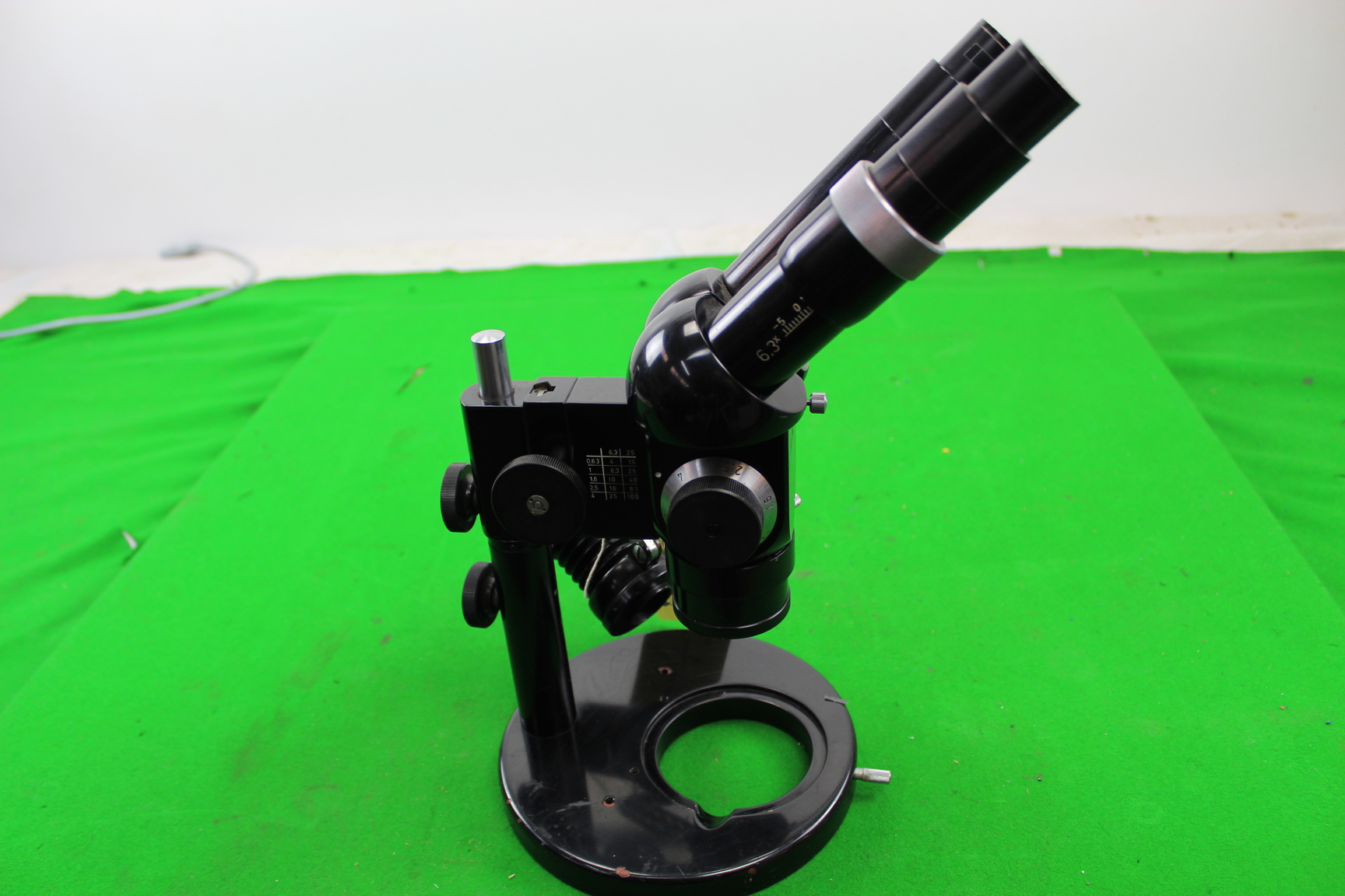 Image of PZO Warszawa MSt 130 Microscope with 6x Objectives Vintage Laboratory Equipment