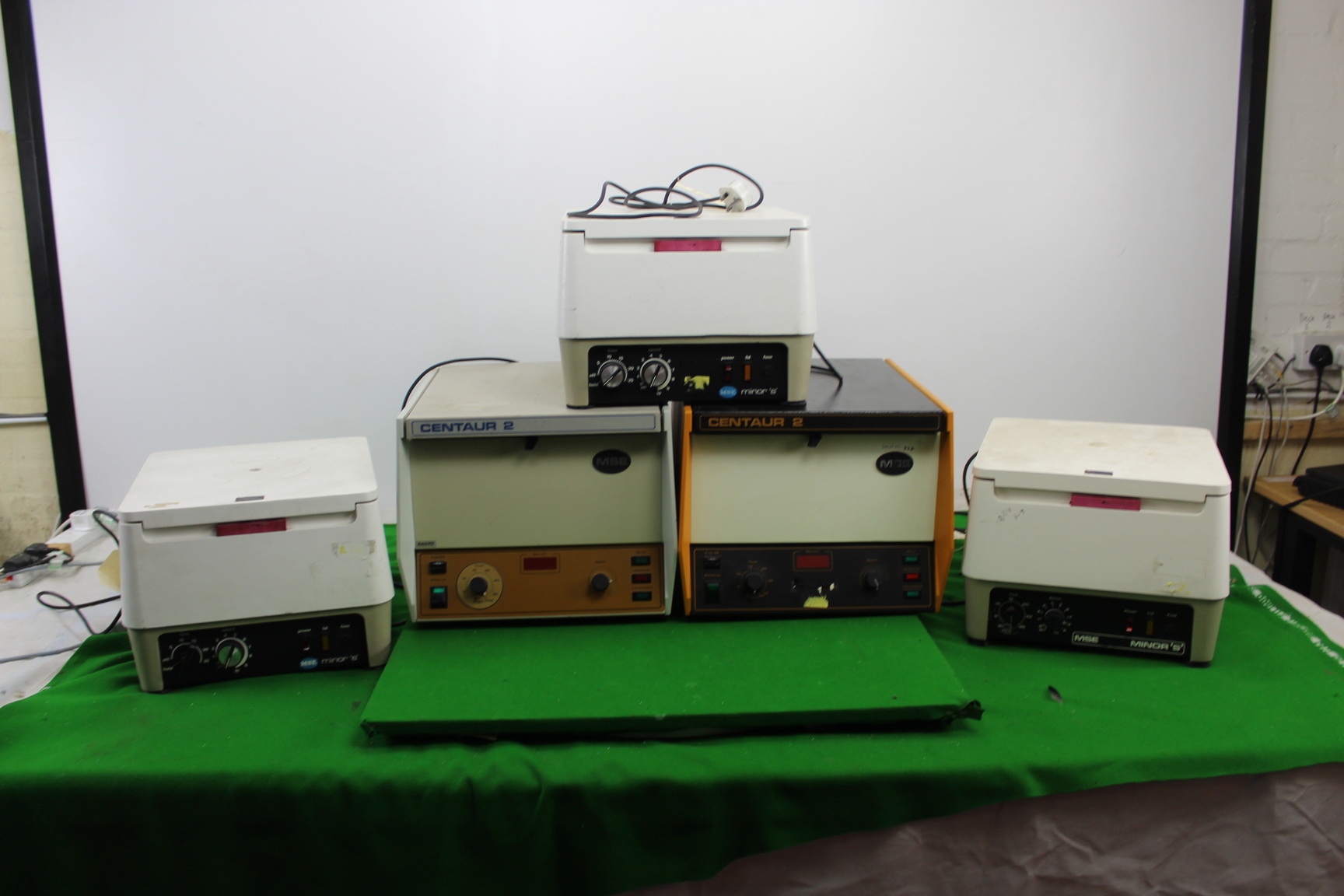 Image of Job Lot of 5 x Faulty MSE Benchtop Centrifuges Centaur 2 + Minor S Laboratory
