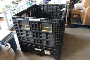 Thumbnail image of 1 x Magnum Collapsible Standard Stackable Stillage Storage Warehousing Box 