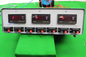 Thumbnail image of Digitron Model 3750K Triple Unit Laboratory Temperature Thermo Box