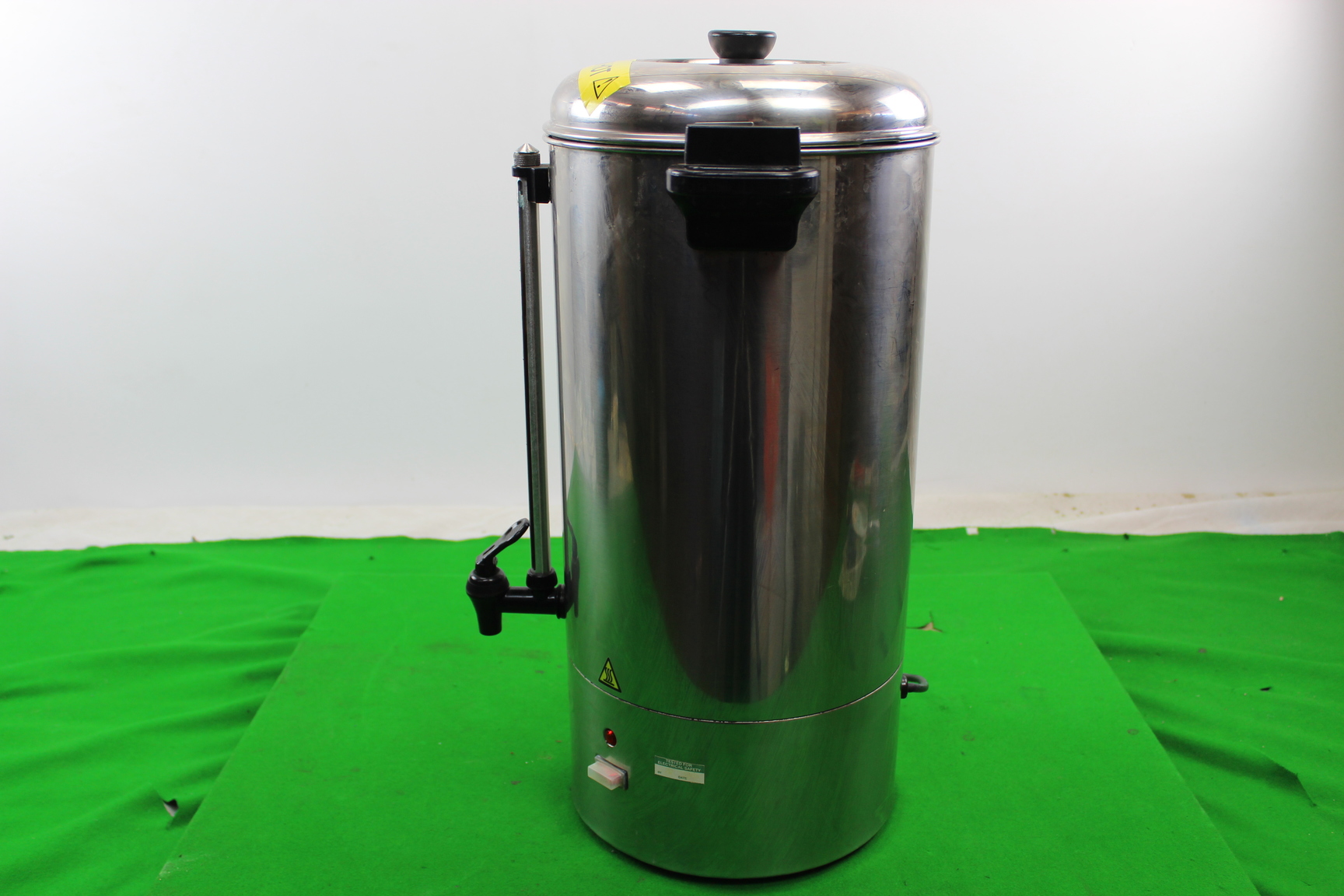 Image of Burco 78504 Commercial Coffee Perculator 16L Catering Equipment 230V 50Hz 1500W 