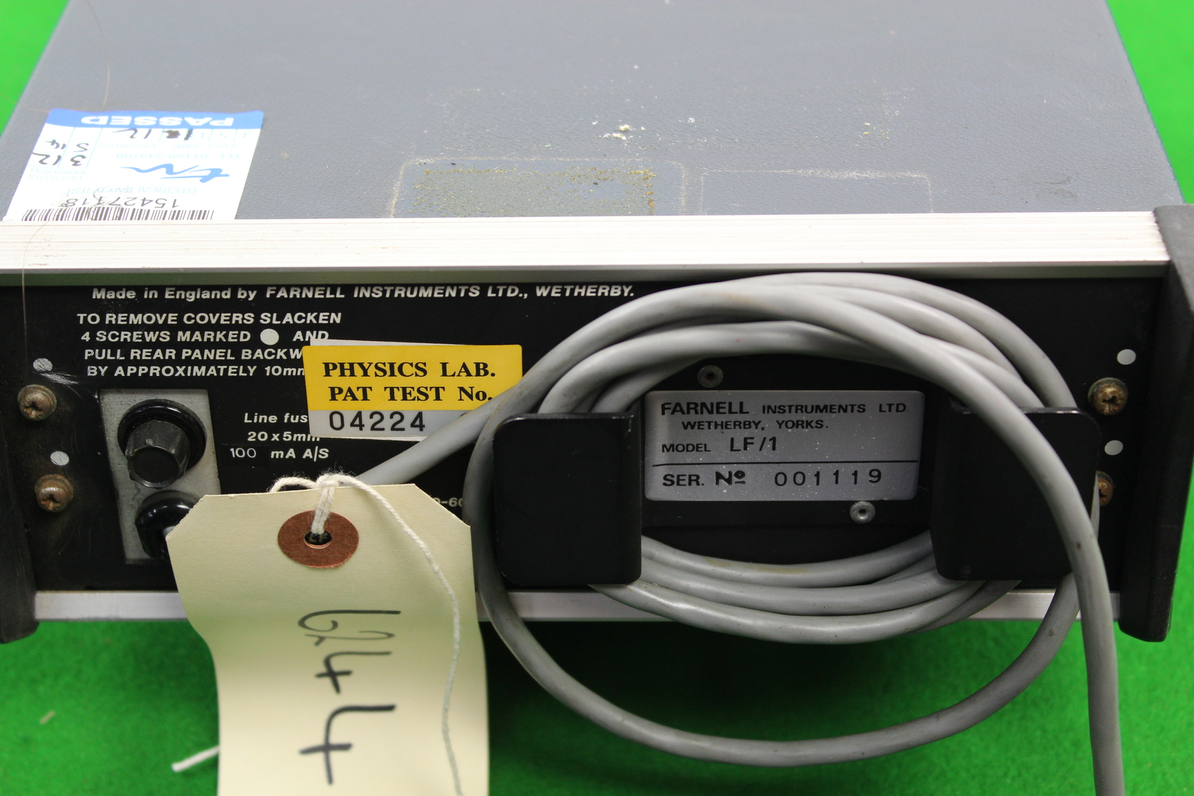 Image of Farnell Sine Square Oscillator LF1 10Hz-1MHz Electrical Equipment