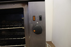 Thumbnail image of Lincat 2 Piece Electric Oven With 4 Hobs Cafe Commercial Kitchen 4 Rings