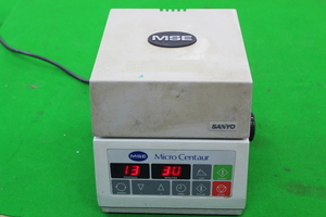 Thumbnail image of Sanyo MSE Micro Centaur Benchtop Centrifuge MSB010.CX2.5 Lab Equipment
