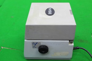 Thumbnail image of Sanyo MSE Micro Centaur Benchtop Centrifuge MSB010.CX2.5 Lab Equipment