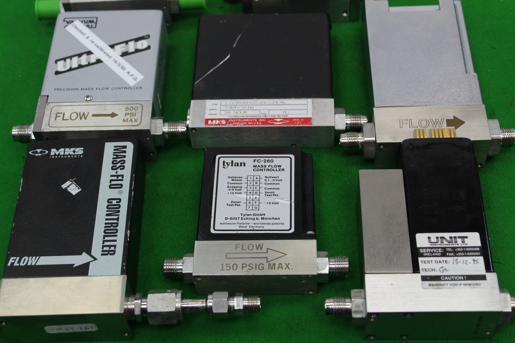Image of Job Lot of 8 x Mass Flow Controllers Scientific Pump Vacuum Lab Equipment