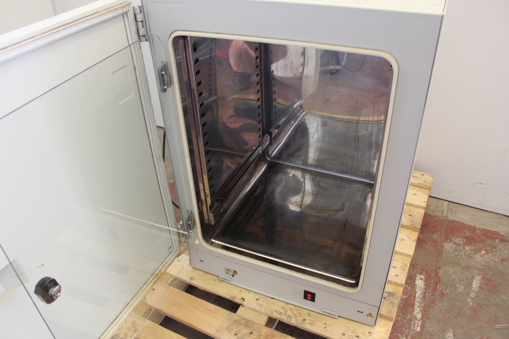 Image of Sanyo CO2 Incubator MCO-17AIC 164L Capacity Tested 37C Lab Laboratory 230V 