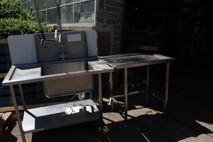 Thumbnail image of Stainless Steel Sink Bench Commercial Catering Kitchen Canteen Units