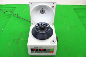 Thumbnail image of Sanyo MSE Micro Centaur Centrifuge 12 Place Rotor Lab Equipment