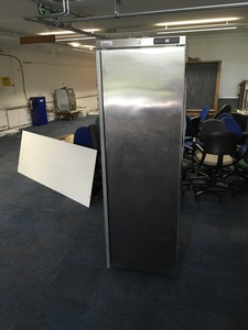 Thumbnail image of Lec Commercial CL357S 354 Ltr Upright Fridge Catering Refrigerator  
