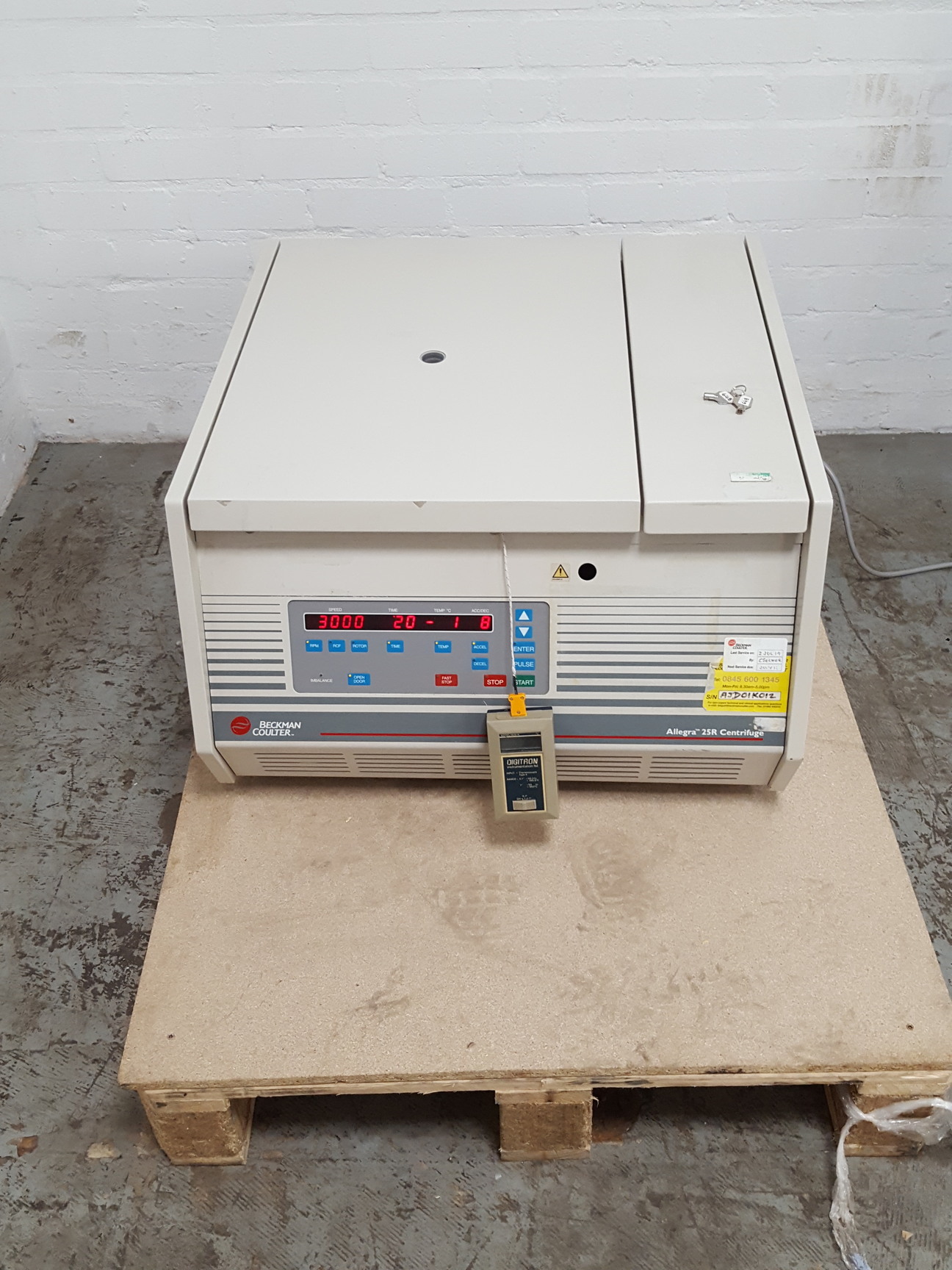 Image of Beckman Coulter Allegra 25R Benchtop Centrifuge Refrigerated