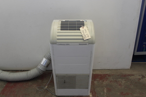 Thumbnail image of Honeywell Coolmaster 80M HCL-87E Air Conditioning Unit Hot Cold Ventilator 