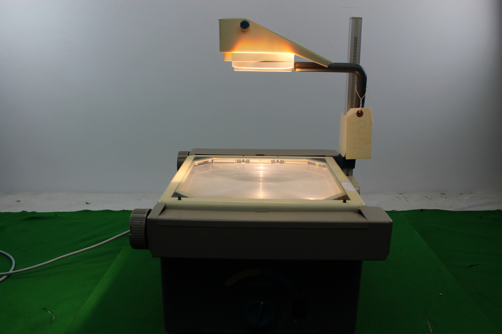 Image of Retro Medium 524P Overhead Projector School Classroom Laboratory Presentation