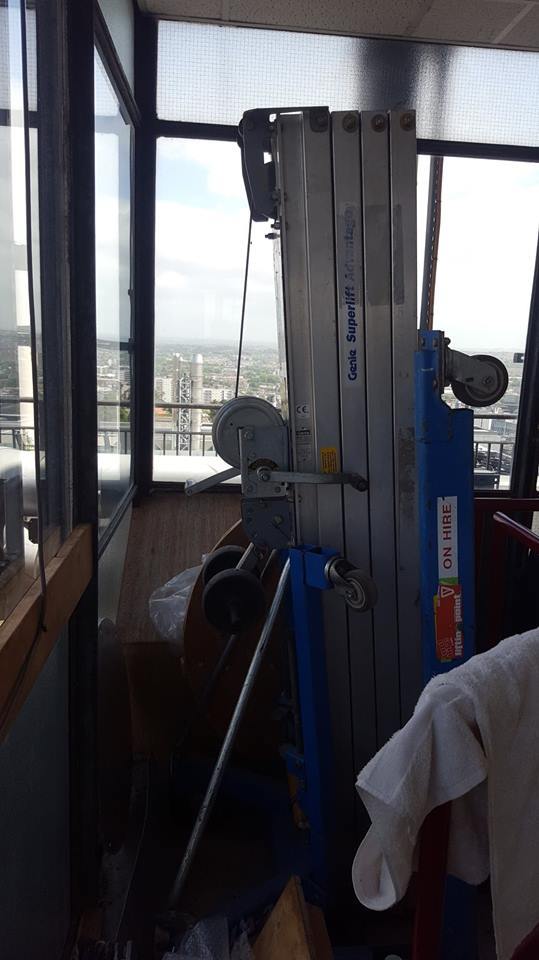 Image of Genie SLA-20 SLA20 Material Lift Superlift Hoist Forklift 