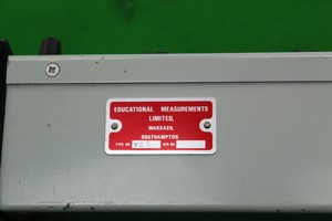 Thumbnail image of Job Lot 8 Vintage Type VC5 Capacitance in Microfarads  Educational Measurements 