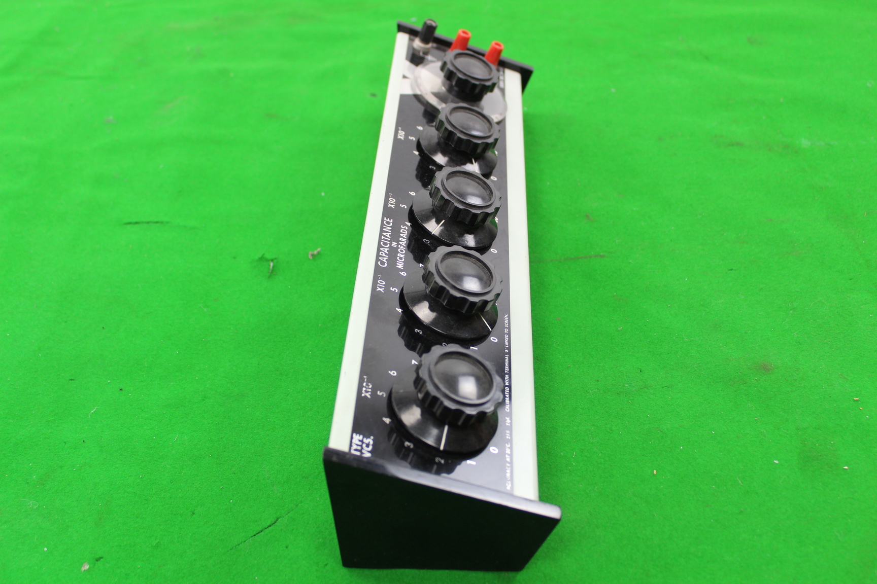 Image of Job Lot 8 Vintage Type VC5 Capacitance in Microfarads  Educational Measurements 