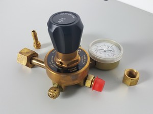 Thumbnail image of LEEC Single Stage CO2 Regulator Part No. 0101-166 - SS C02 2.0 2G SE PSI Lab