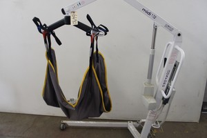 Thumbnail image of Oxford OPMIDIE Midi 170 Medical Lab Physio Disability Hoist Lift with Sling