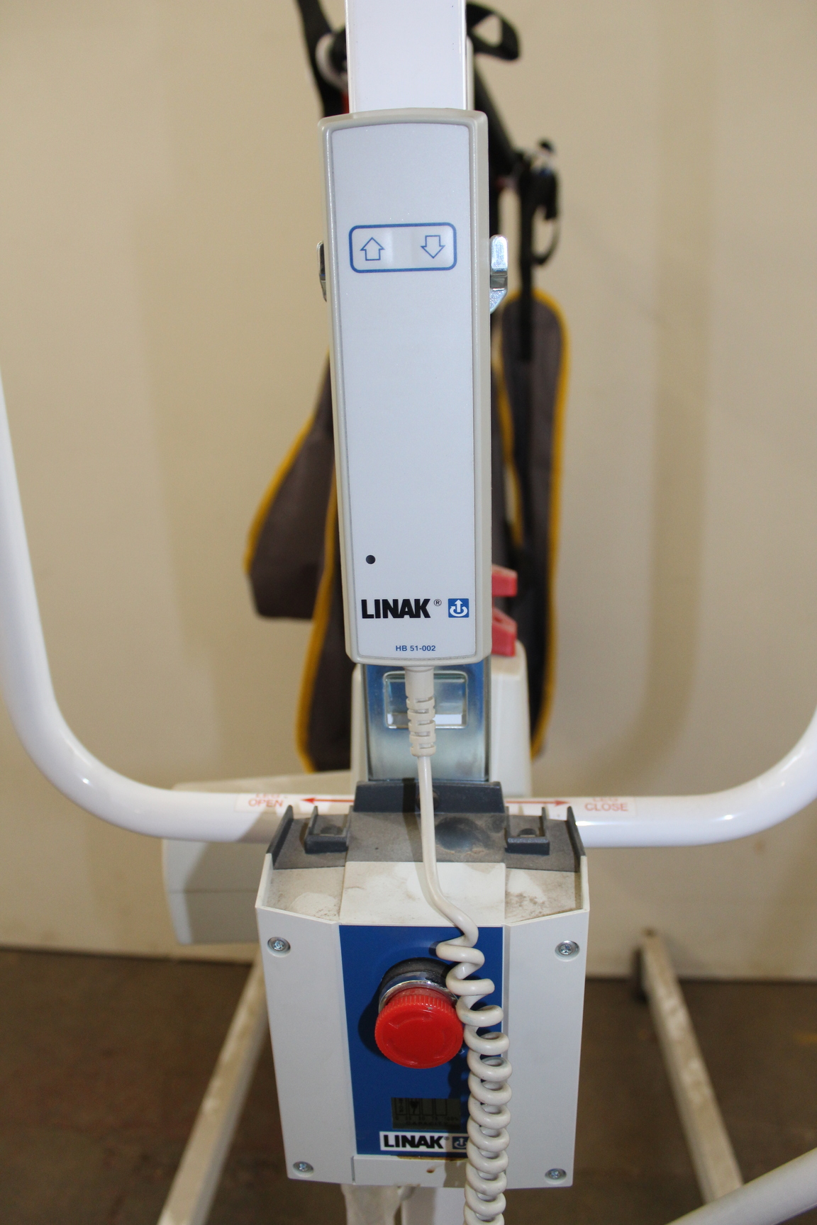 Image of Oxford OPMIDIE Midi 170 Medical Lab Physio Disability Hoist Lift with Sling