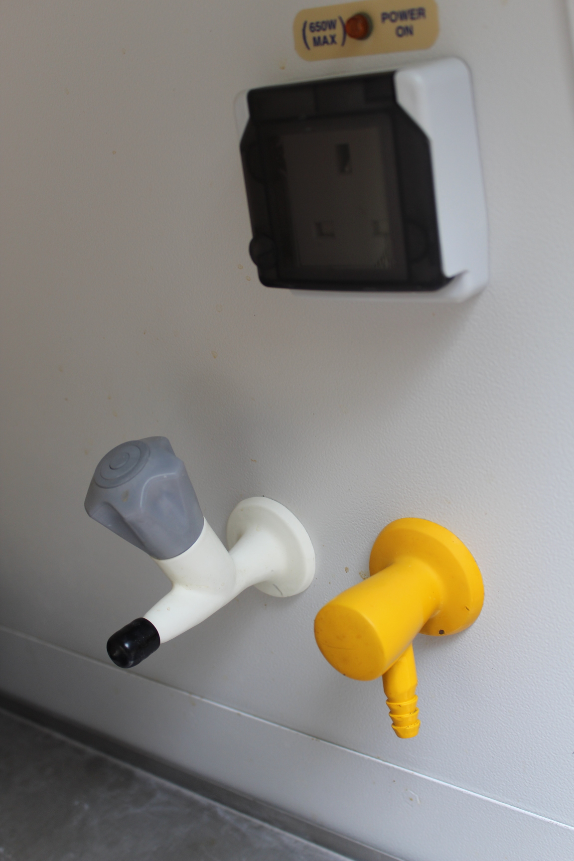 Image of Faulty Labcaire SC Class II Microbiological Safety Cabinet / Fume Hood SC12DUV 