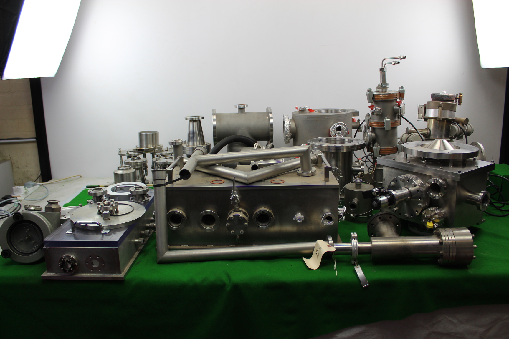 Image of Various Laboratory Vacuum Equipment Parts Valves Stainless Steel Edwards