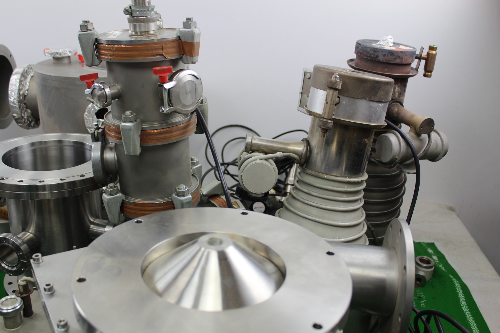 Image of Various Laboratory Vacuum Equipment Parts Valves Stainless Steel Edwards
