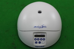 Thumbnail image of Eppendorf miniSpin 5452 Benchtop Centrifuge with F-45-12-11 Rotor Lab - Faulty