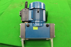 Thumbnail image of ILMVAC 4000481 MPC 301 Z Vacuum Pump Lab Equipment