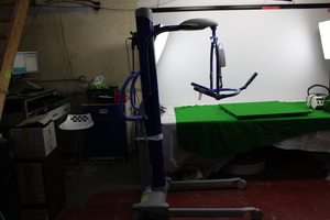 Thumbnail image of Spares/Repairs Condemned Arjo Maxi Move Electric Patient Hoist Nursing 