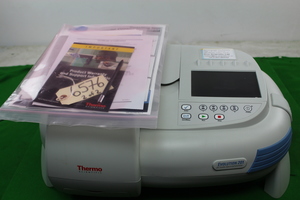 Thumbnail image of Thermo Scientific Evolution 201 UV/Vis Spectrophotometer Lab Equipment