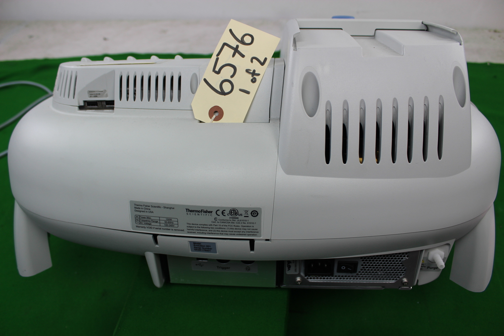 Image of Thermo Scientific Evolution 201 UV/Vis Spectrophotometer Lab Equipment