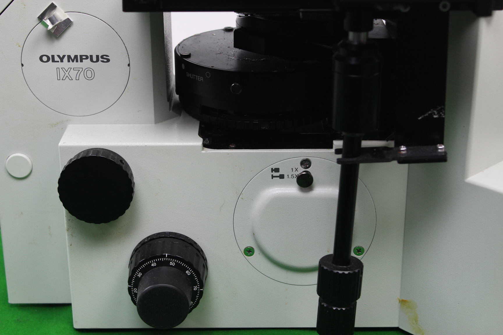 Image of Olympus IX70 Phase Contrast Fluorescence Inverted Microscope Lab Equipment