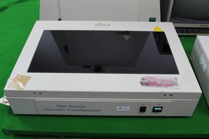 Thumbnail image of UVP Dual UV Transilluminator TM-40 Darkroom GDS7500 Camera + Sony Lab