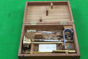 Thumbnail image of Baird & Tatlock Vintage Scientific Instrument in Wooden Box